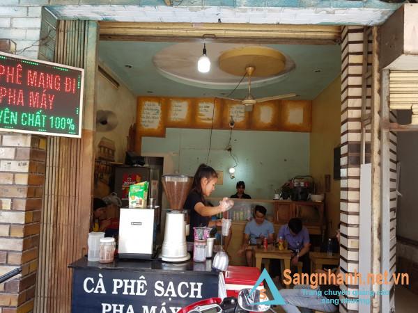 Sang quán cafe