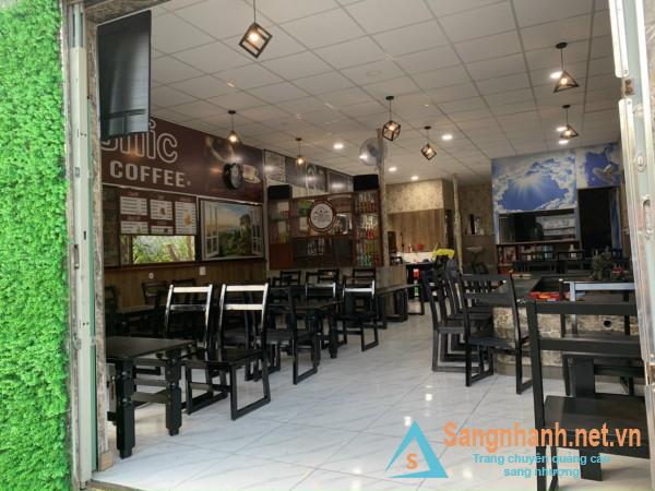 Sang quán cafe