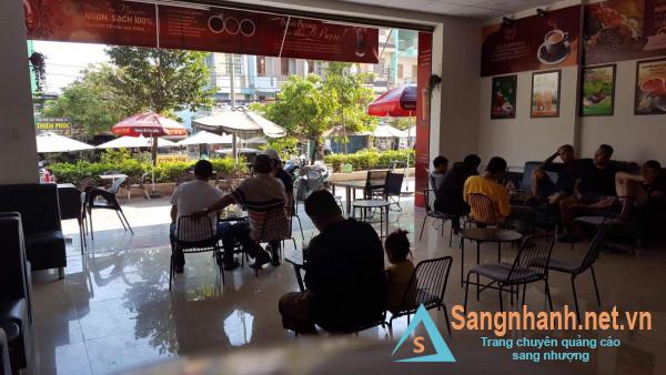 Sang quán cafe