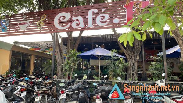 Sang quán cafe