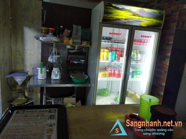 Sang quán cafe