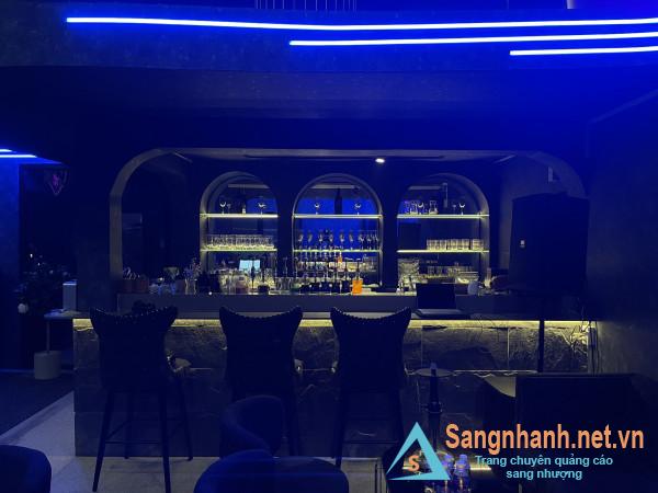 Sang Nhượng Quán Cafe Shisha Máy Lạnh Tại Phường Bến Nghé, Quận 1.