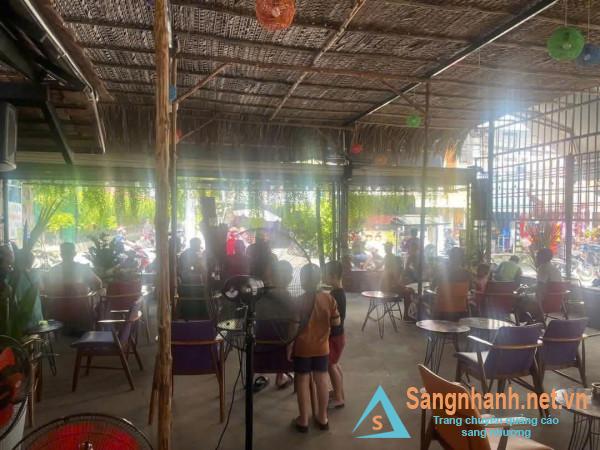 Sang quán cafe
