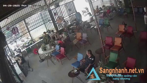 Sang quán cafe