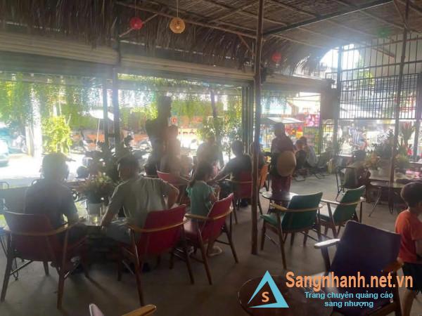 Sang quán cafe