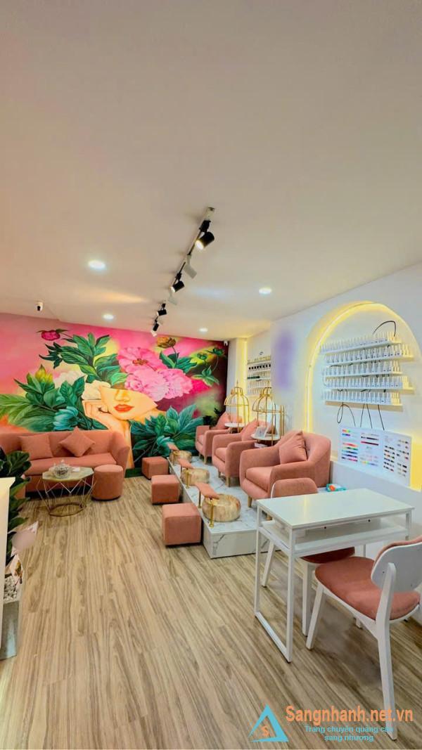 Sang nhượng spa