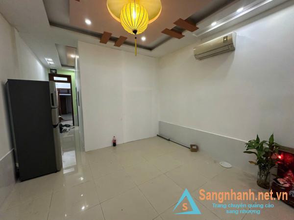 Sang nhà trọ
