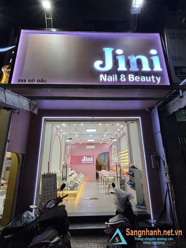 Cần Sang Nhượng Tiệm Nail Ở Quận Tân Phú